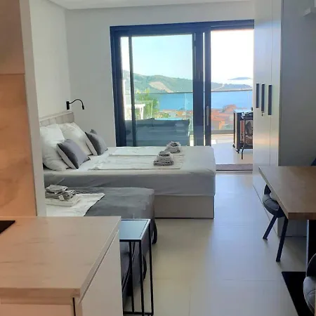 Apartment Sunhill Golden Ray Primosten