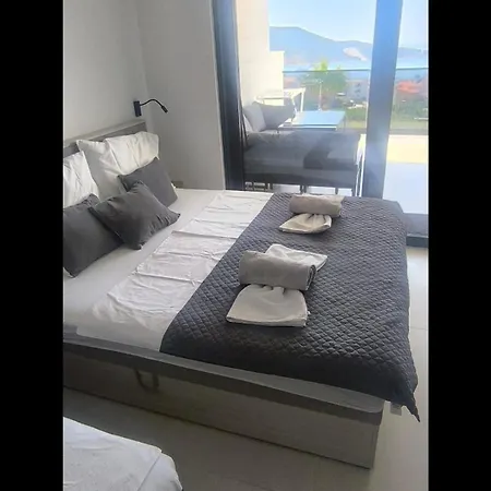 Apartment Sunhill Golden Ray Primosten