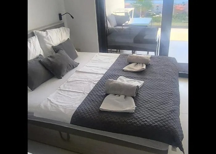 Apartman Sunhill Golden Ray Primosten